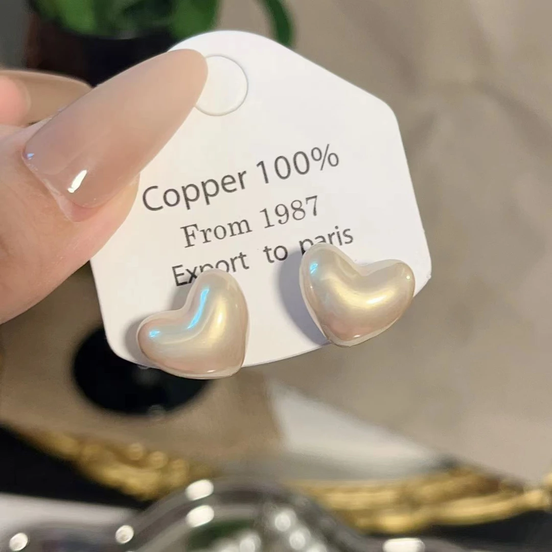 铜合金耳饰 925银针爱心香槟色温柔轻奢小众设计感耳饰 S44