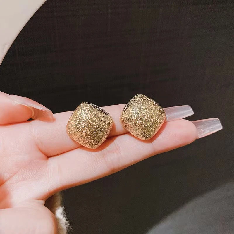 铜合金耳饰 冷淡风磨砂质感金色气质百搭耳环耳饰 S013
