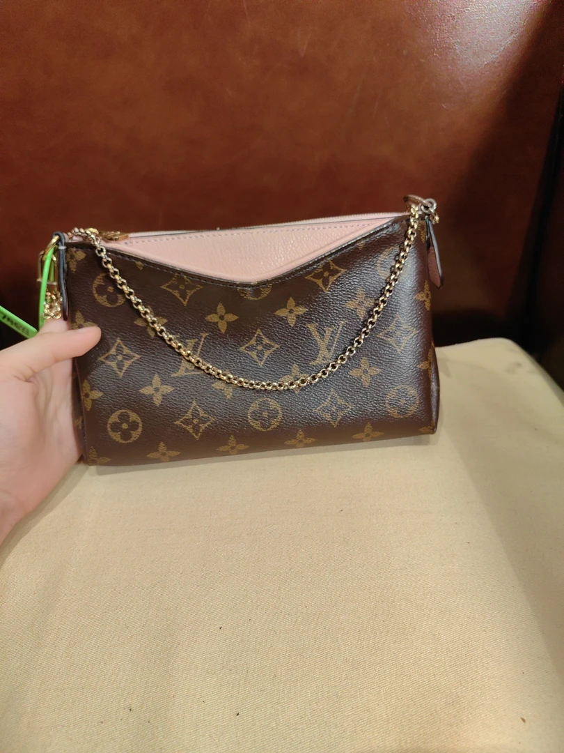 95新 LouisVuitton/路易威登 lv传奇 lv腋下包