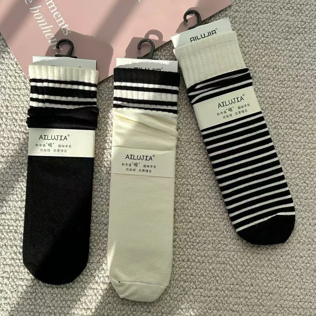 ［容容定制］秋冬新款加厚保暖条纹中筒细针无后跟羊毛堆堆袜 51167