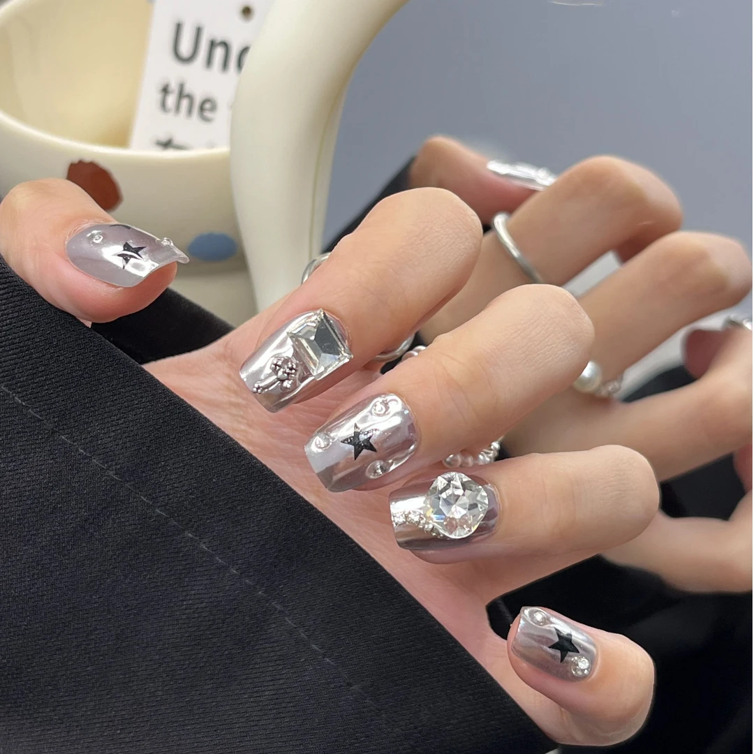 【Thankokay - 穿戴甲】纯手工轻奢高级感美甲甲片D08