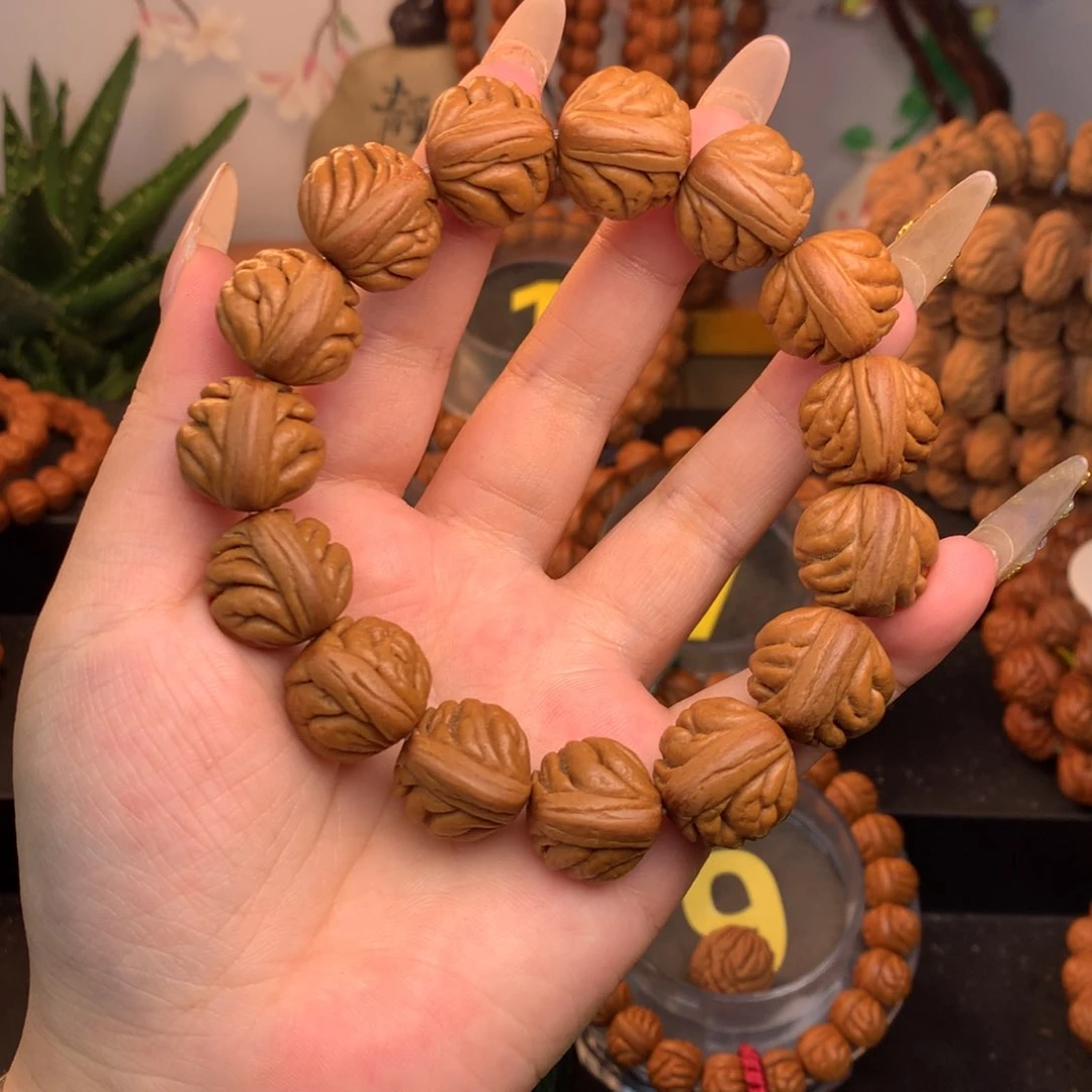 桃核手串豹子头18尺寸