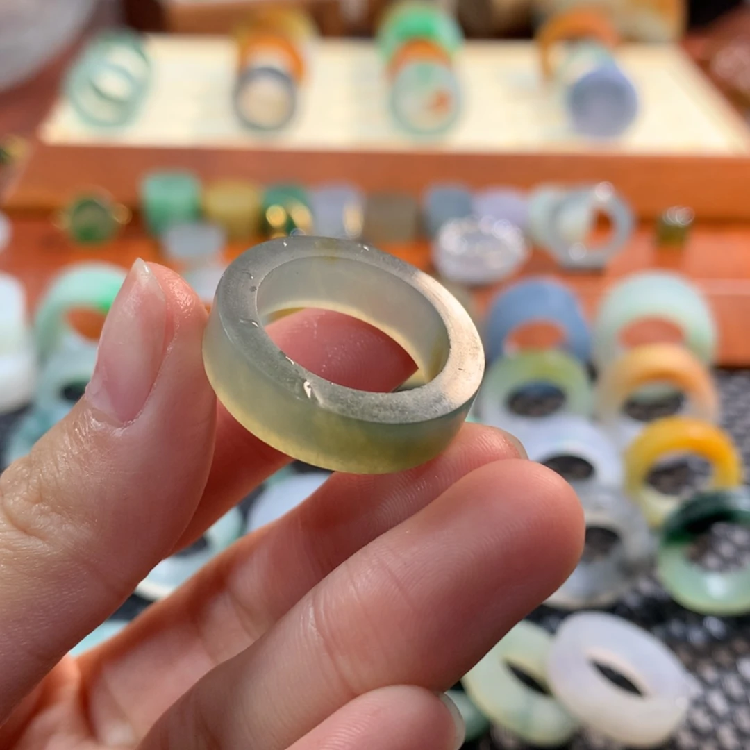 【闪购商品】定制翡翠未镶嵌初***财