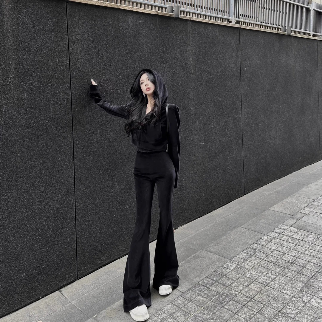 FBB limit新款显瘦黑色丝绒套装女连帽短款开衫D231002L