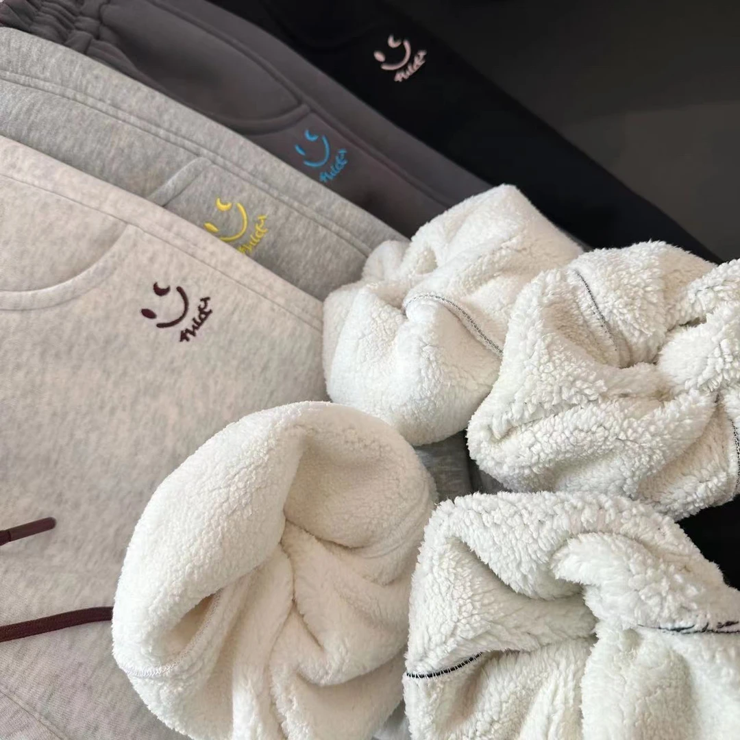 巨加绒加厚保暖显瘦窄版笑脸刺绣外穿彩色抽绳休闲裤女裤