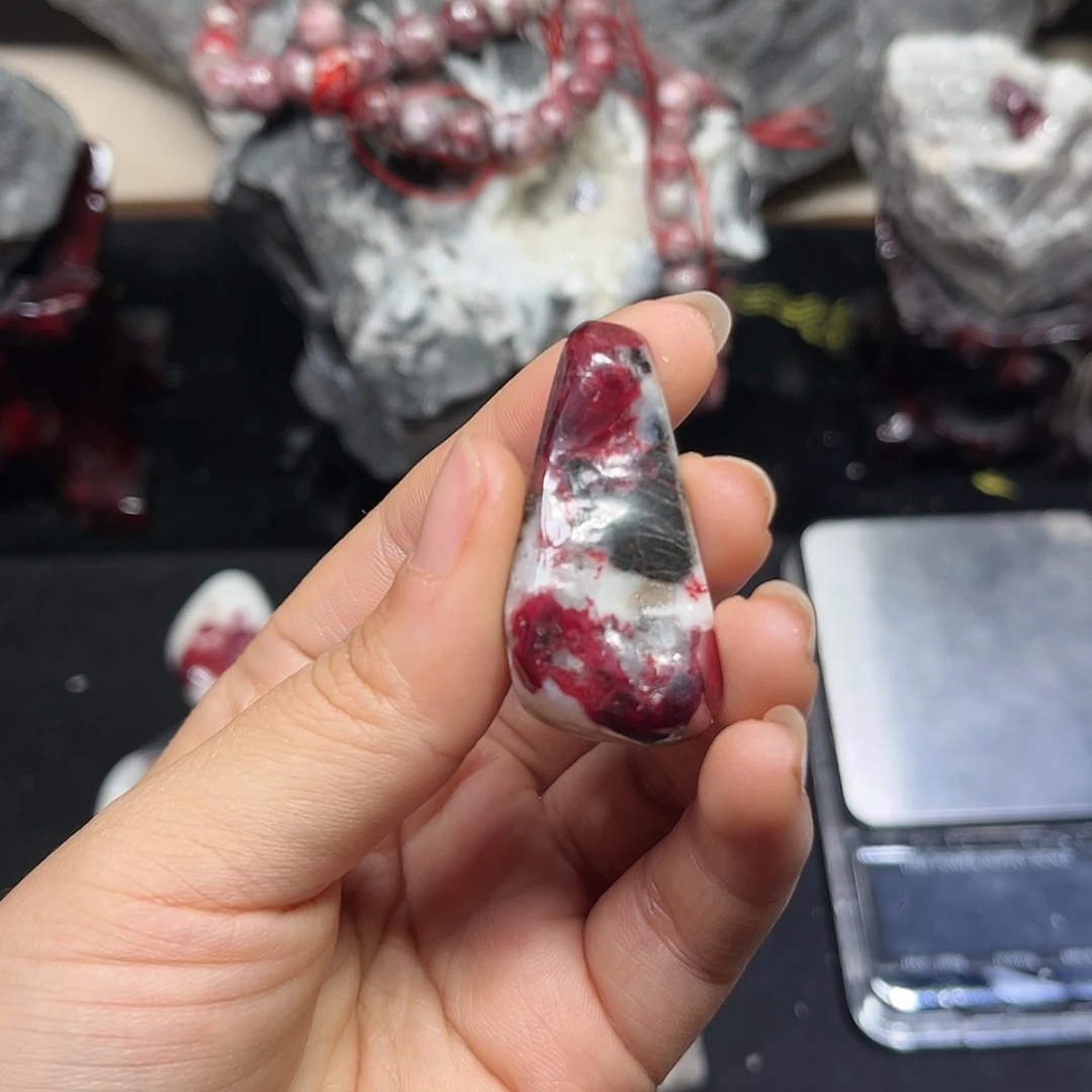 【闪购商品】辰砂（处理）骐****?07