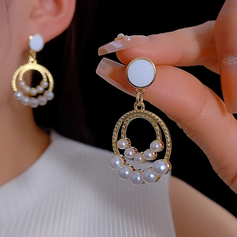 铜合金耳饰 韩式气质简约新款时尚个性珠珠耳环网红款精致女轻奢