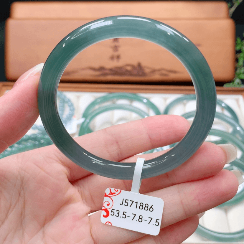【闪购商品】翡翠手镯未镶嵌天然