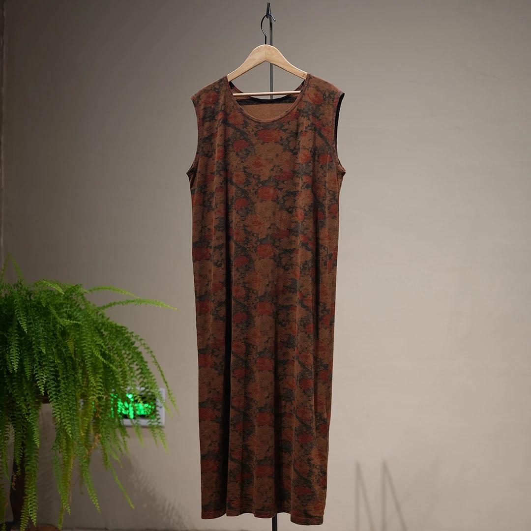 左岸迷香 Z23SS4006 布衣分享原创小众复古圆机针织连衣裙气质