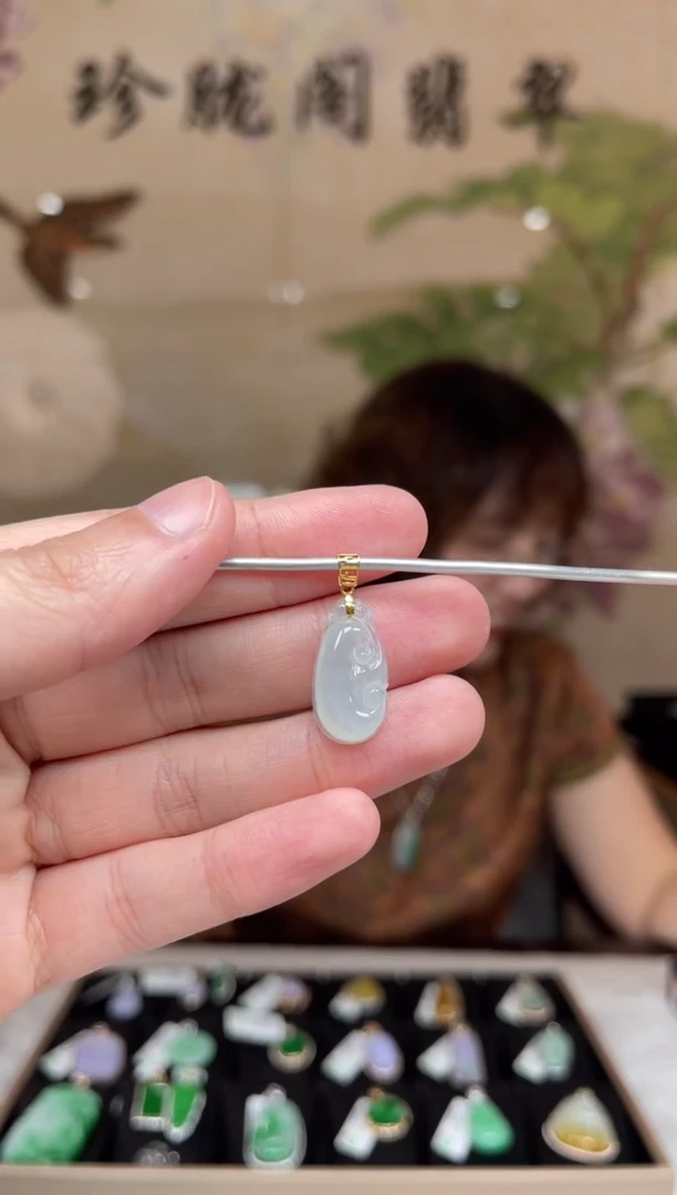 【闪购商品】翡翠颈饰18K金镶嵌210号 标签撕毁不退换