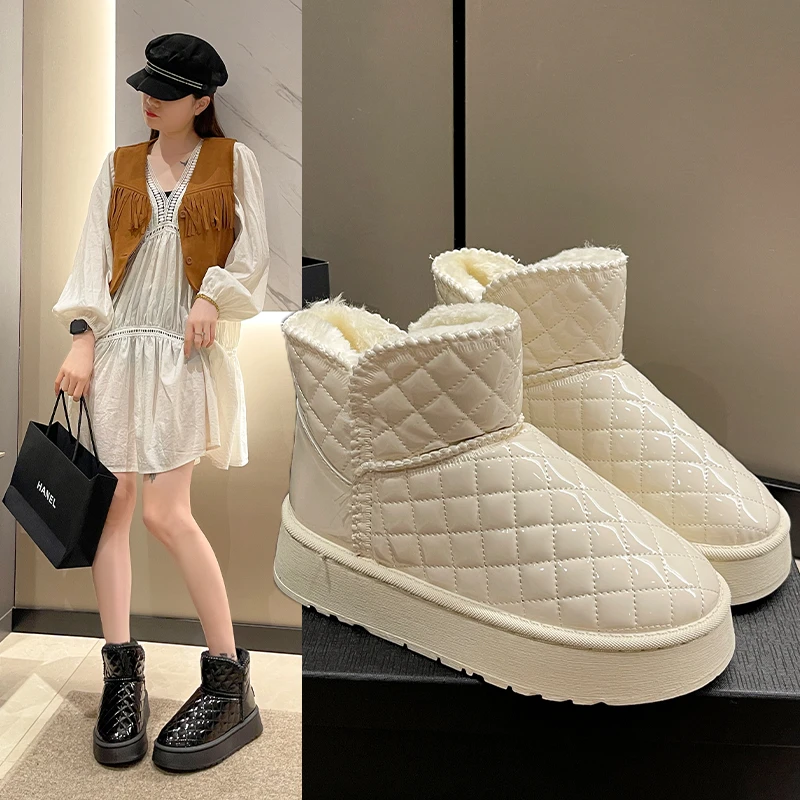 亮皮雪地靴大码棉鞋厚底防滑时尚百搭防水加厚加绒冬季短筒棉靴子