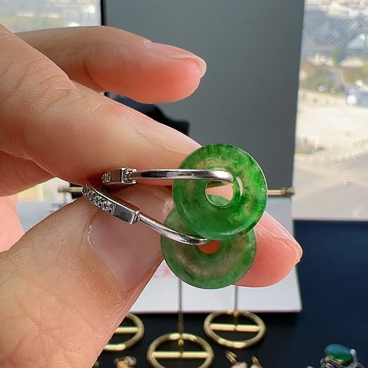 翡翠耳饰银S925镶嵌生**调耳饰