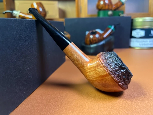 卡斯特罗城堡系列4k等级手工烟斗（内径20.4 斗深36）