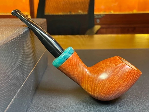意大利沃尔坎特殊龙系列石楠木手工烟斗（内径19.8 斗深43.2）