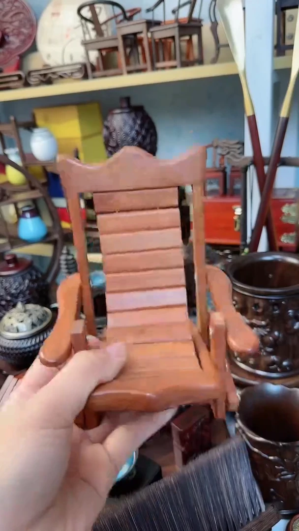 【闪购商品】红贵宝木雕手机架