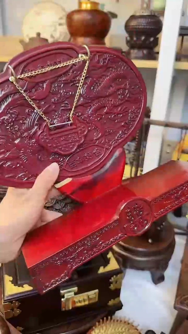 【闪购商品】红贵宝木雕同心锁瑕疵