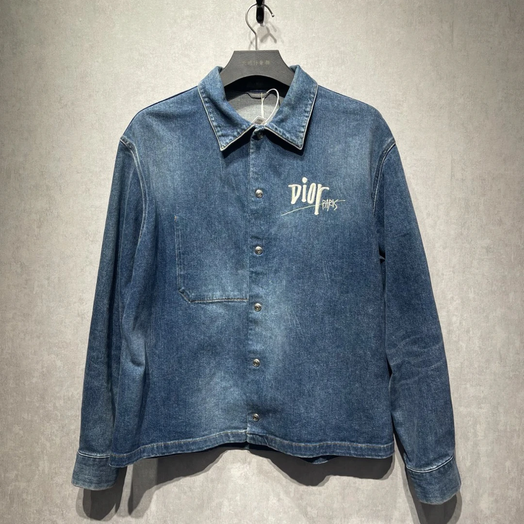 99新 DIOR/迪奥 联名款蜜蜂刺绣牛仔衣/50码/98新/公价12500