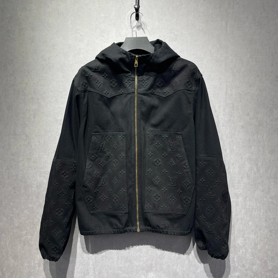 99新 LV  路易威登 黑色伐木牛仔外套/54码/99新/公价22700