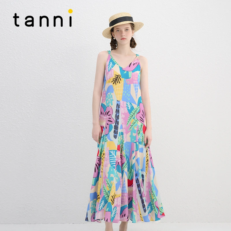 tanni2024春夏新款优雅浪漫度假风V领吊带长款连衣裙TN11DR023A