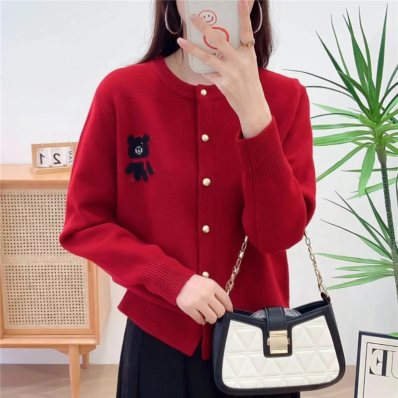 小熊宽松韩版圆领洋气针织开衫春秋时尚短款百搭外穿红色毛衣外套