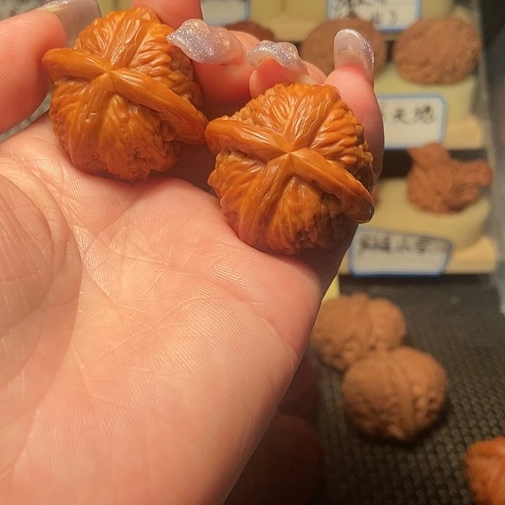 【闪购商品】文玩核桃把件林****四棱