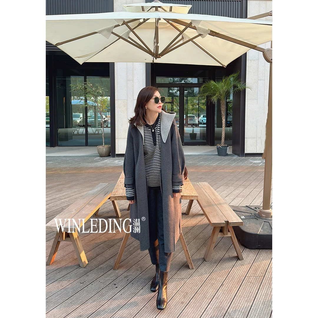 温澜服饰·雅 “风潇”无扣系腰长款大衣90098