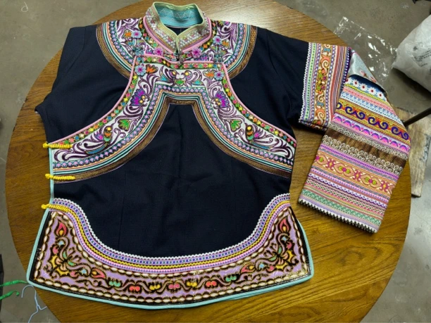 手工服饰全套三件套上衣里衬裙子