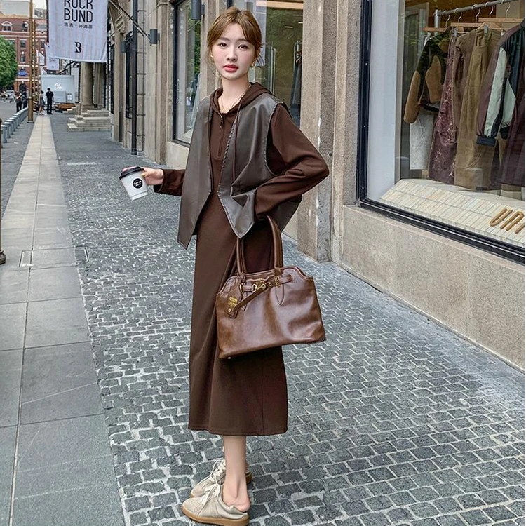 韩系pu皮马甲连帽卫衣裙两件套女2025秋季新款宽松显瘦休闲套装裙