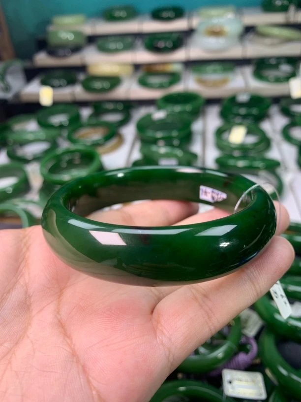 和田玉碧玉手镯红皮老料61/62口径