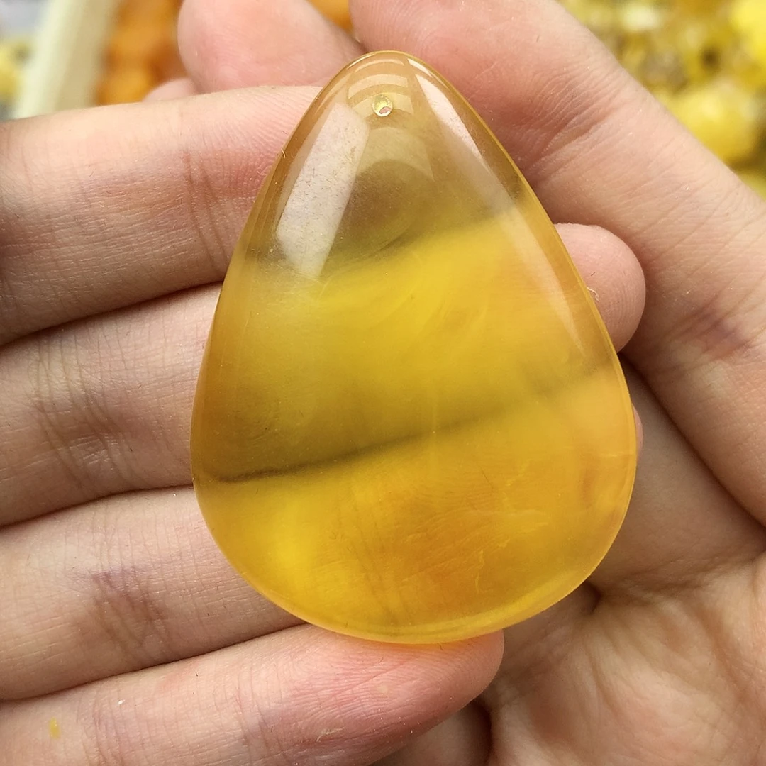 蜜蜡珠宝奇石未镶嵌