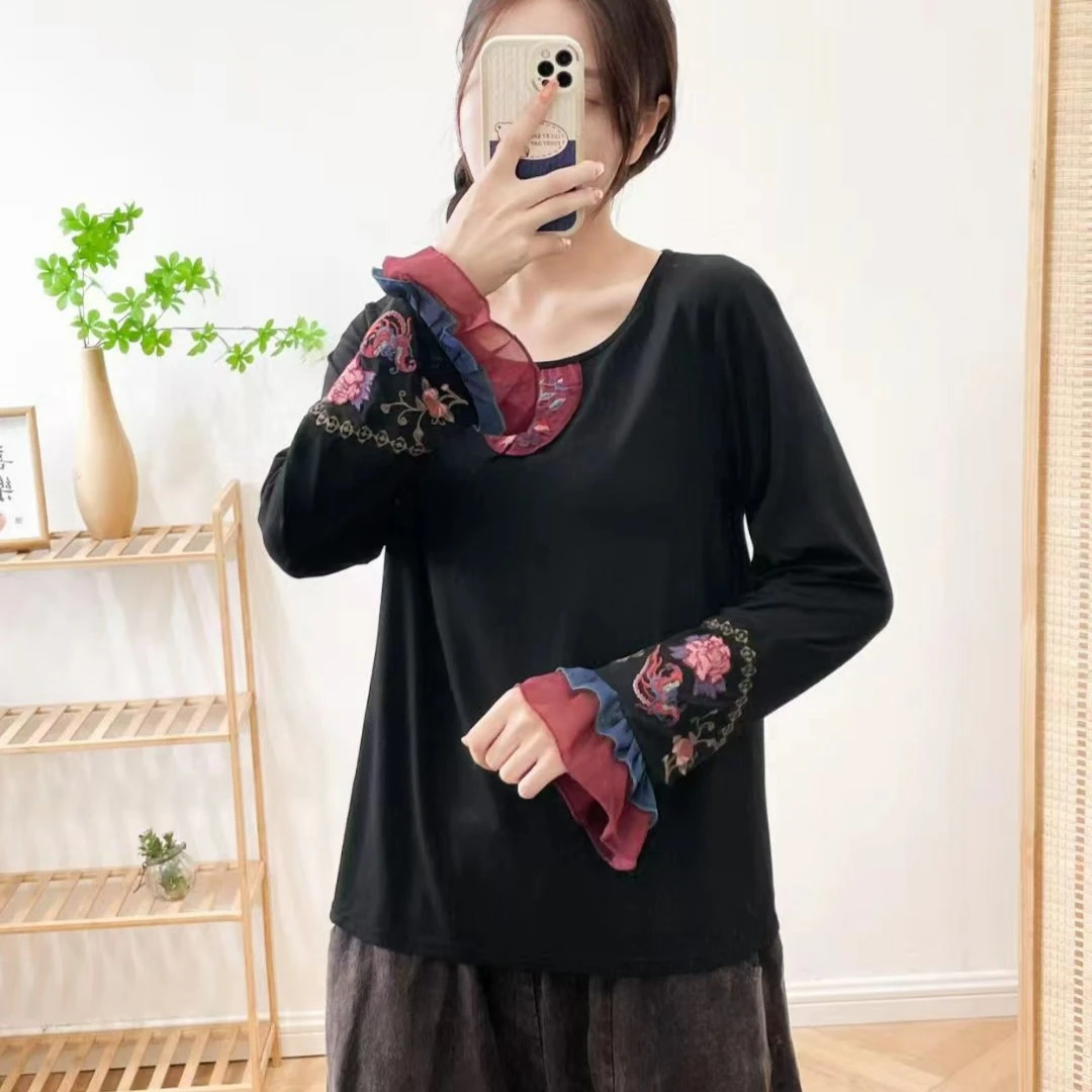 2022秋季新款国风民族风打底衫女装修身绣花长袖复古上衣百搭喇叭
