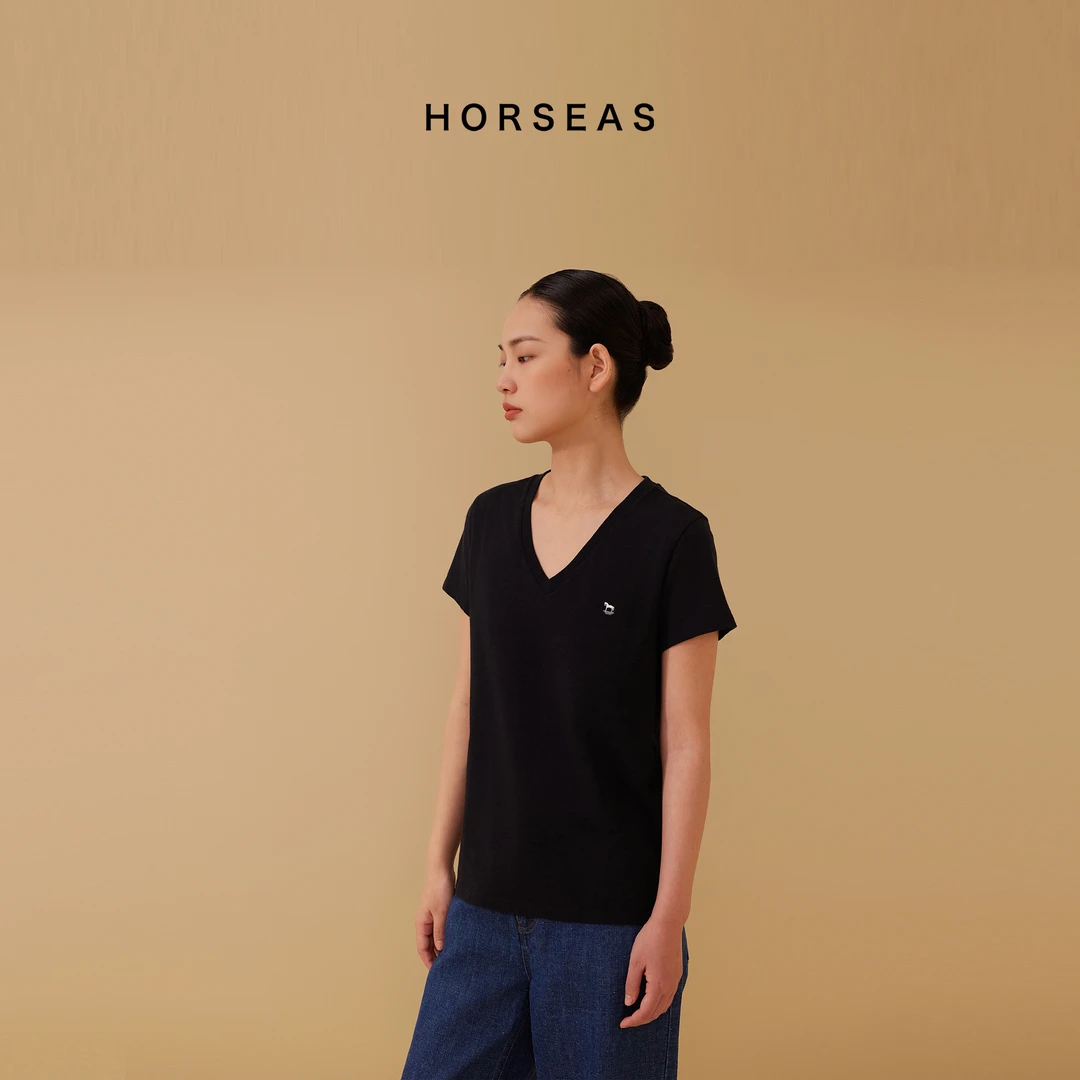 THE HORSEAS/海边的马挺括汉麻棉混纺显瘦简约百搭V领正肩短袖T恤