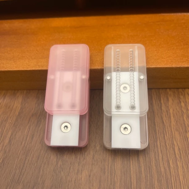 edc解压玩具pmma粉色叮叮 推牌