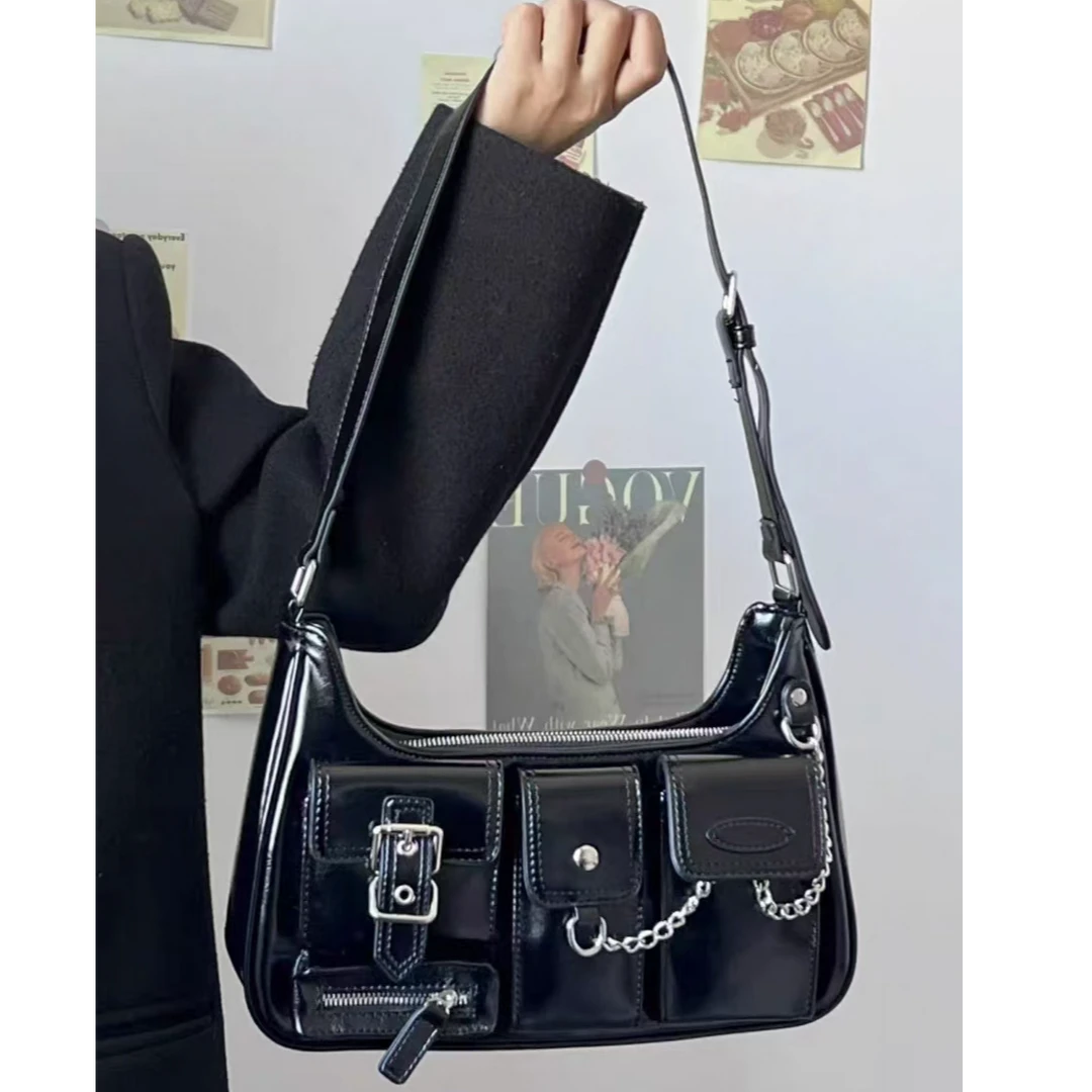 今年流行时尚辣妹机车包女2024秋新款高级感小众链条斜挎包