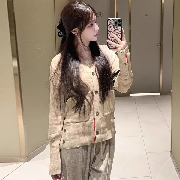 TB学院风宽松显瘦V领针织开衫女 四杠条纹撞色减龄毛衣外套秋新款