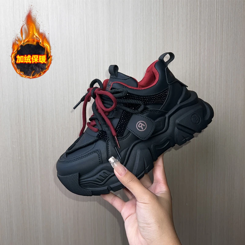x网红时尚水钻休闲老爹鞋女2024新款秋冬加绒保暖厚底百搭运动鞋