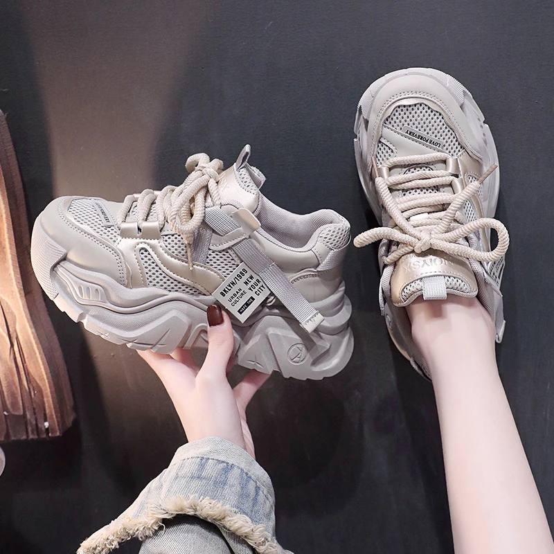 网红爆款休闲老爹鞋女2025秋季新款运动透气百搭厚底新款老爹鞋