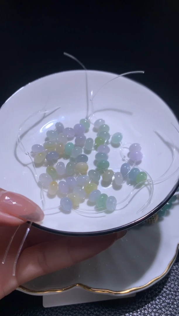 【闪购商品】定制翡翠未镶嵌3004彩珠/多样性发货/一组8颗