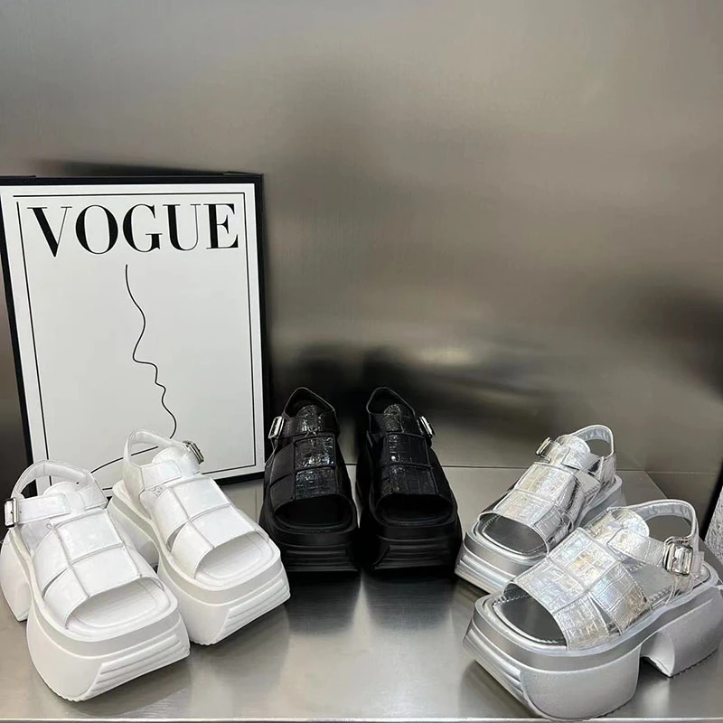 【WENZI】夏季凉鞋女百搭松糕厚底休闲款罗马鞋QC220-70