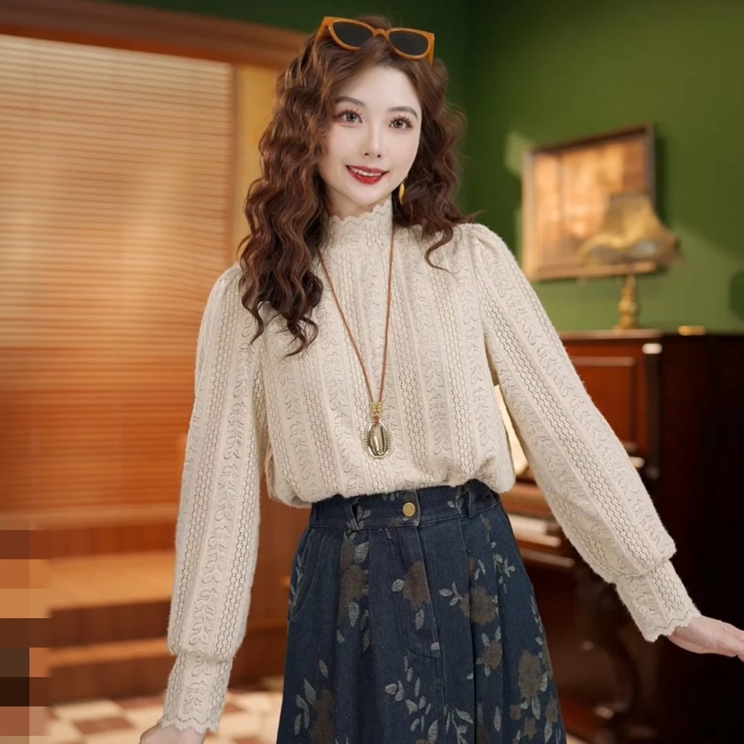 鹿晚不晚【云柔漫花】复古时尚气质磨毛蕾丝内搭长袖衬衣LY1990101