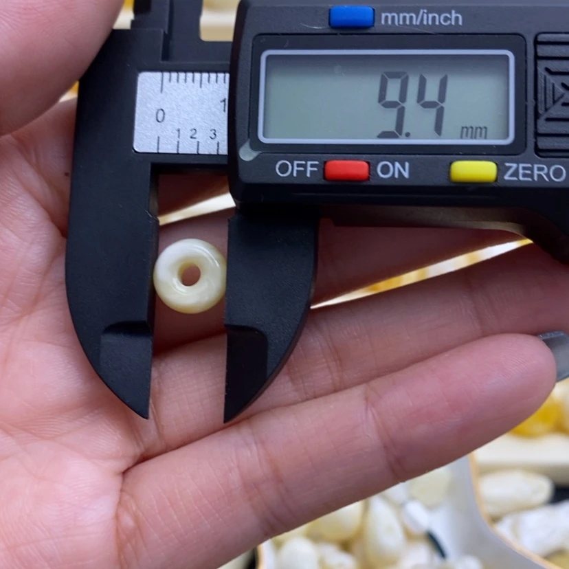 【闪购商品】琥珀颈饰未镶嵌