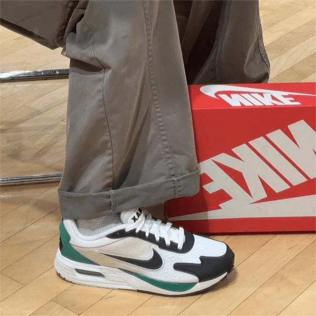 【莹缇清货】Nike/耐克 Air Max 生活休闲鞋 男款 白绿黑DX3666-102