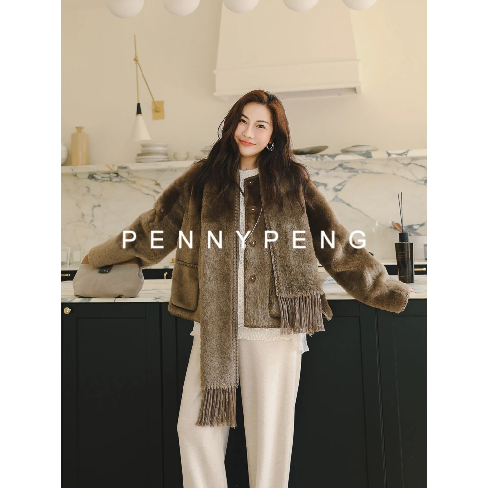 PENNYPENG大约在冬季气质时尚宽松保暖贝壳绣花围巾上衣两件套