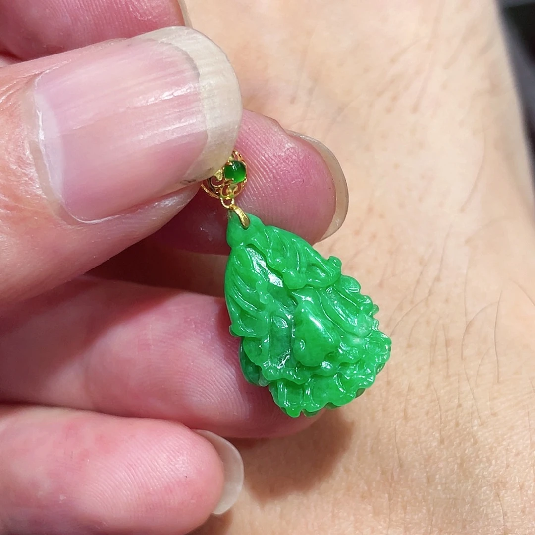 翡翠吊坠(不含链)18K金镶嵌