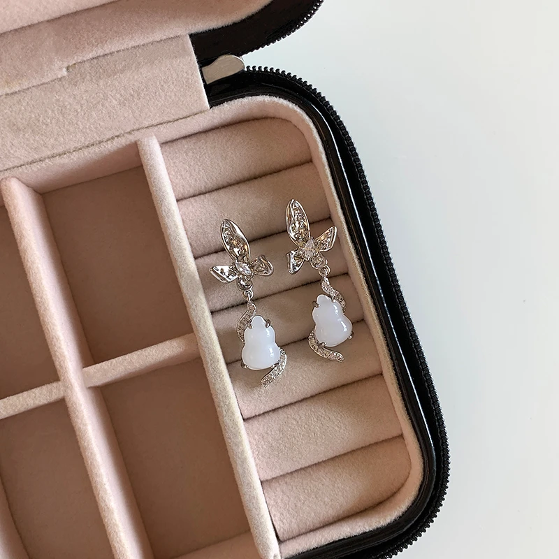 铜合金耳饰 新款独特设计感时尚高级耳环百搭温柔耳钉耳坠0112539