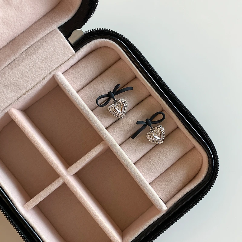 铜合金耳饰 小巧精致小众高级感轻奢气质耳环女式爱心耳钉86059