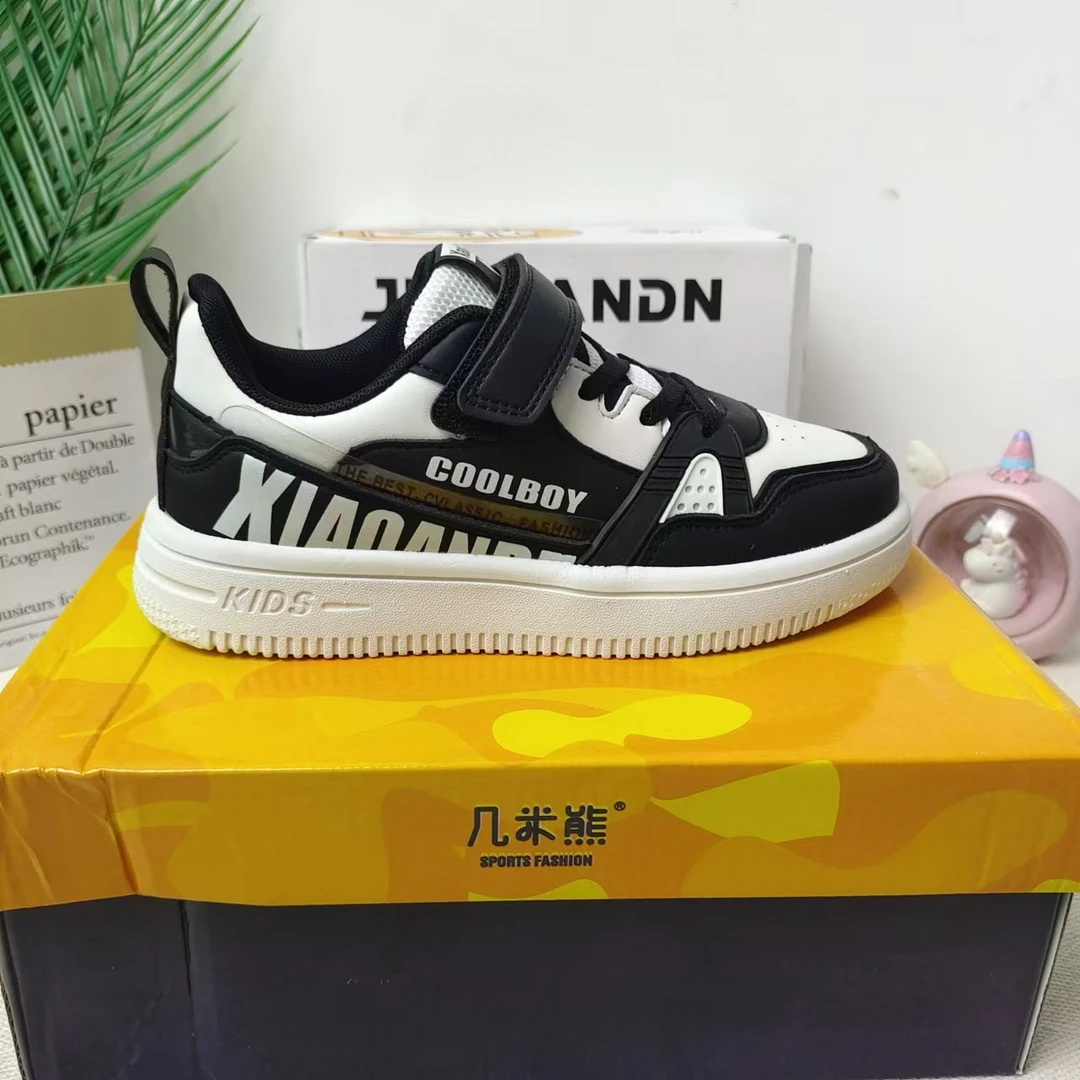 几米熊儿童板鞋男童皮面休闲鞋子2024秋冬新款国风潮流AJ低帮防水