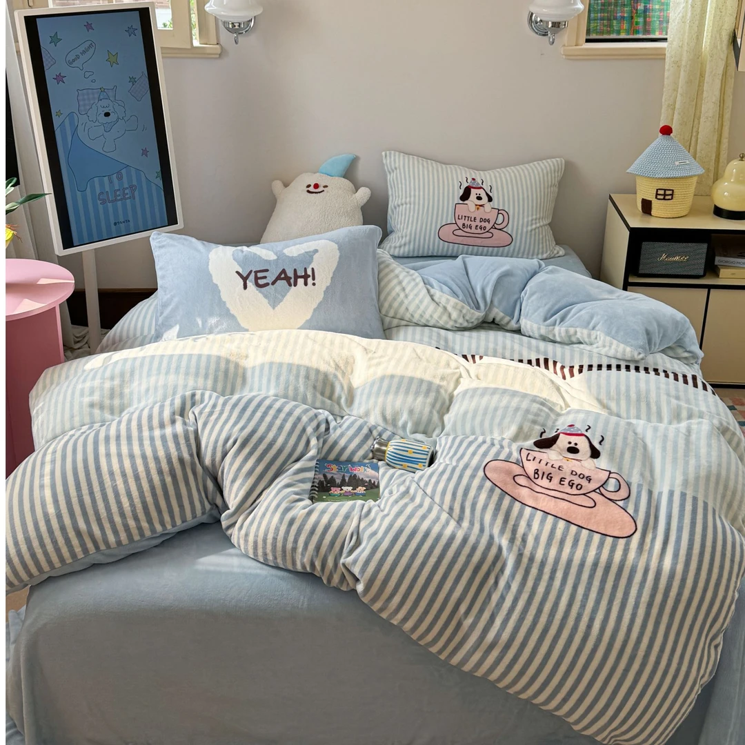 小玲子 茶派 韩系高克牛奶绒刺绣三件套四件套 可爱卡通风