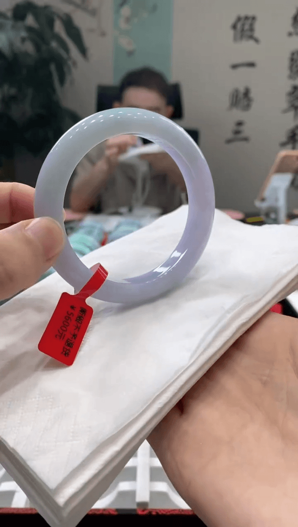 【闪购商品】翡翠手镯未镶嵌多人00012227