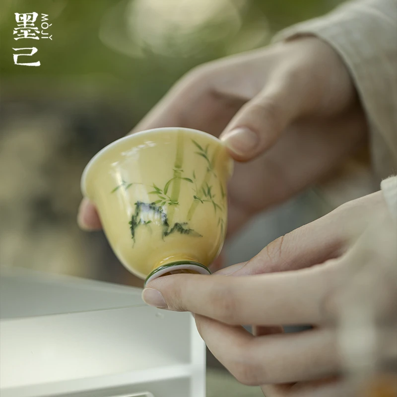 墨己 月黄-清如茶杯-石畔影竹中式手绘白瓷釉下彩